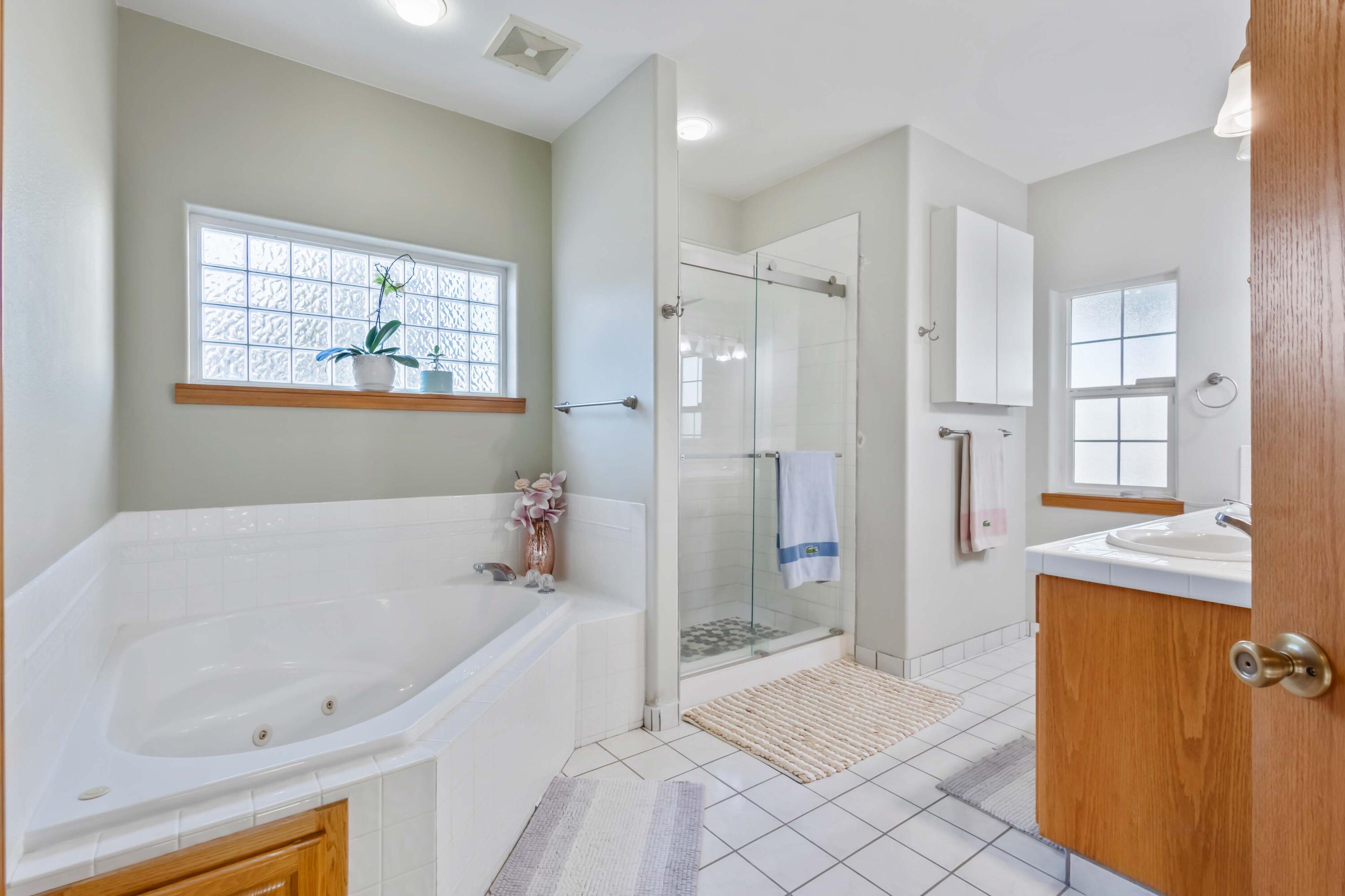 Meadow Lakes Estate - Residential