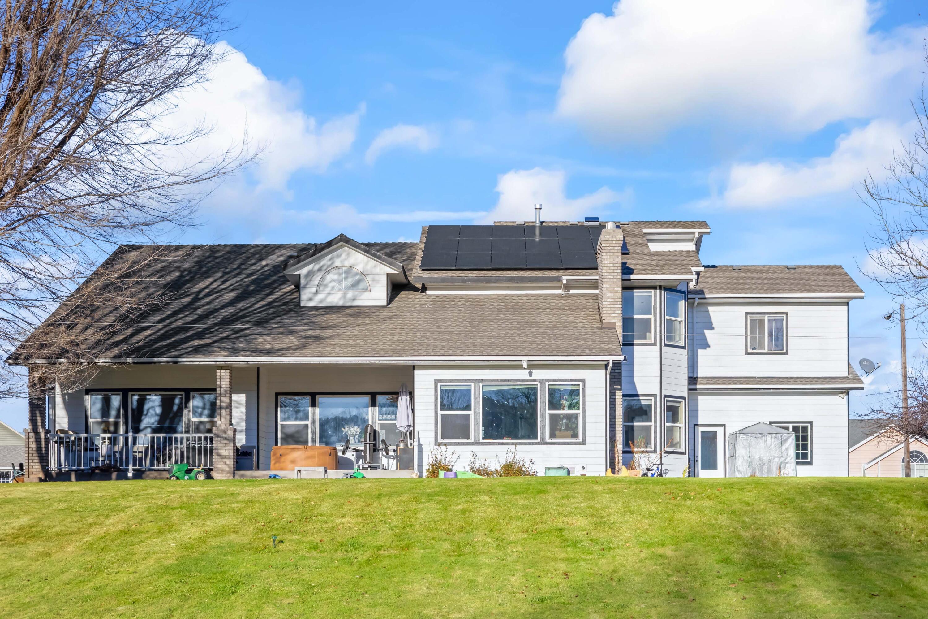 Meadow Lakes Estate - Residential