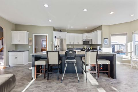 Tiny photo for 221 SW Meadow Lakes Drive, Prineville, OR 97754 (MLS # 220213010)