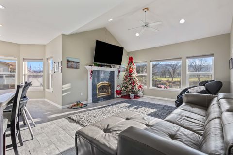 Tiny photo for 221 SW Meadow Lakes Drive, Prineville, OR 97754 (MLS # 220213010)