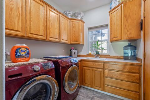 Tiny photo for 221 SW Meadow Lakes Drive, Prineville, OR 97754 (MLS # 220213010)