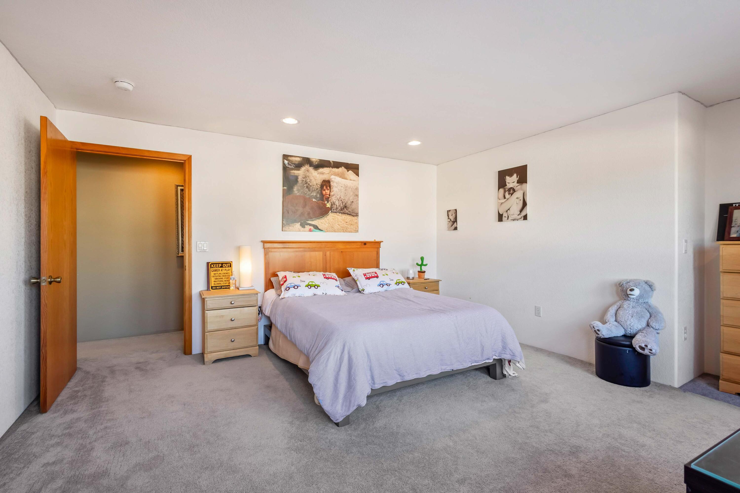 Meadow Lakes Estate - Residential