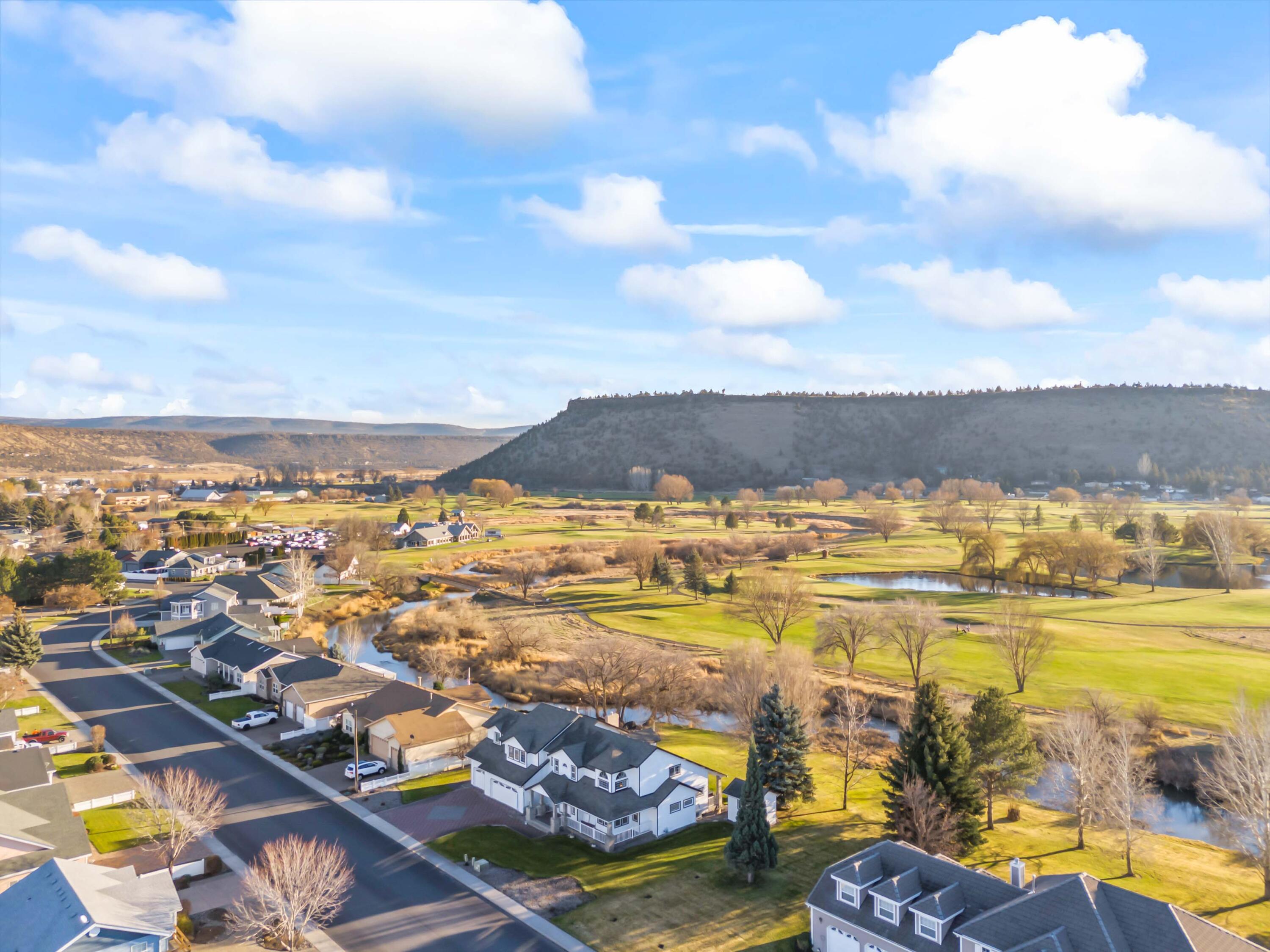 Meadow Lakes Estate - Residential