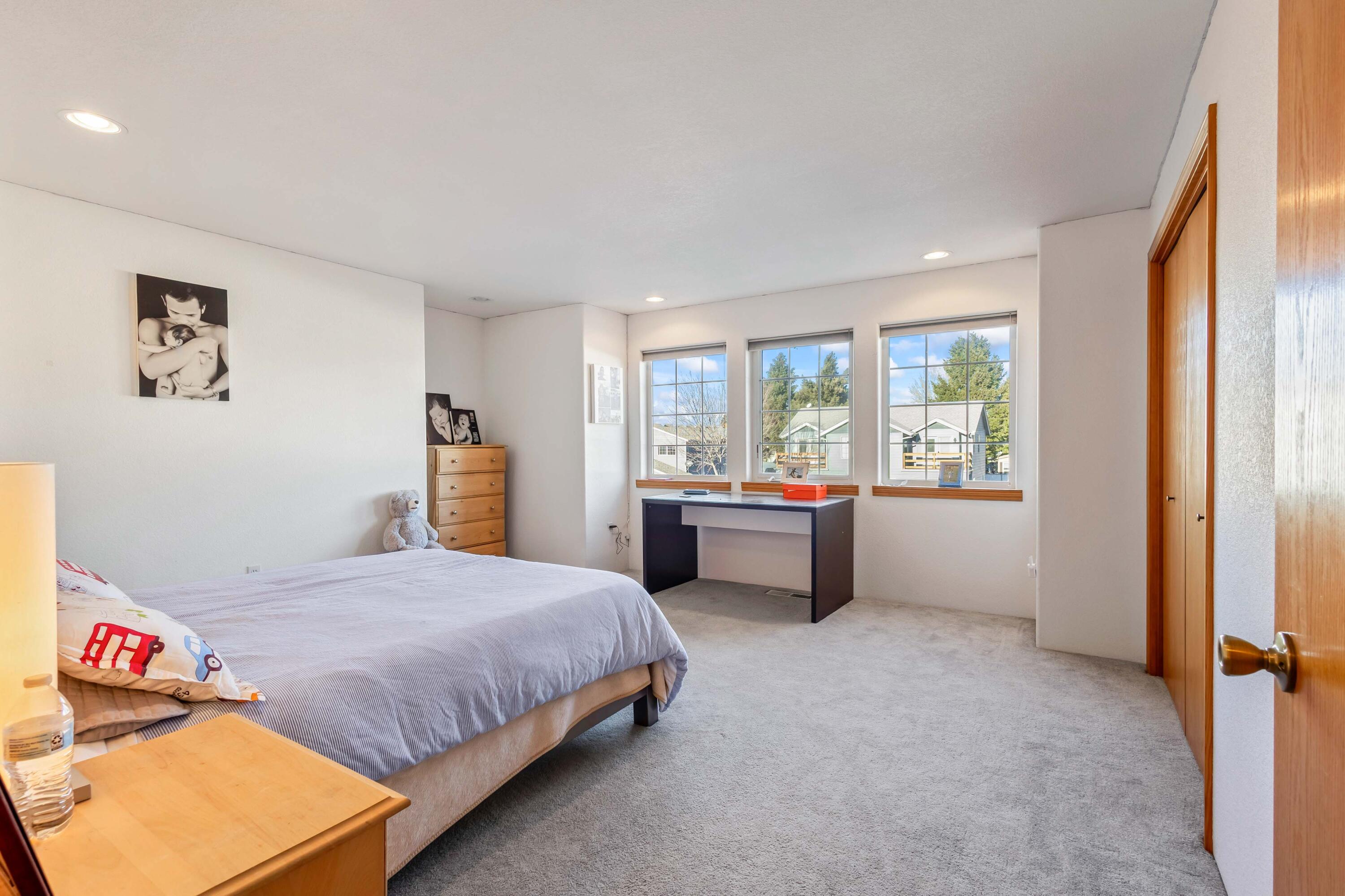 Meadow Lakes Estate - Residential