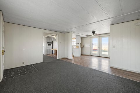 Tiny photo for 8306 Homedale Road, Klamath Falls, OR 97603 (MLS # 220212729)