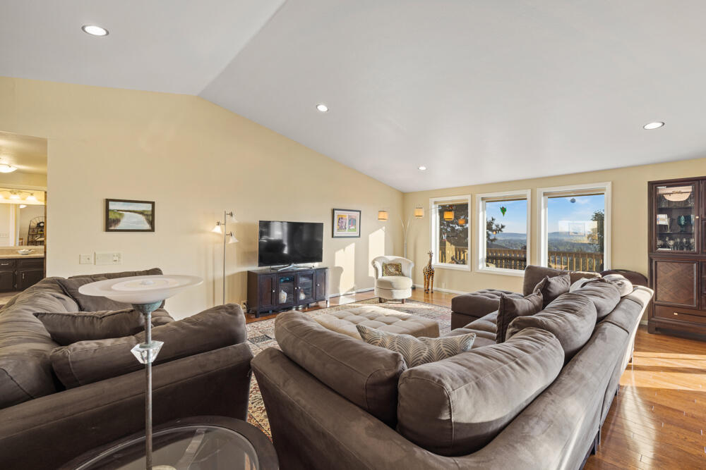 Moyina - Residential