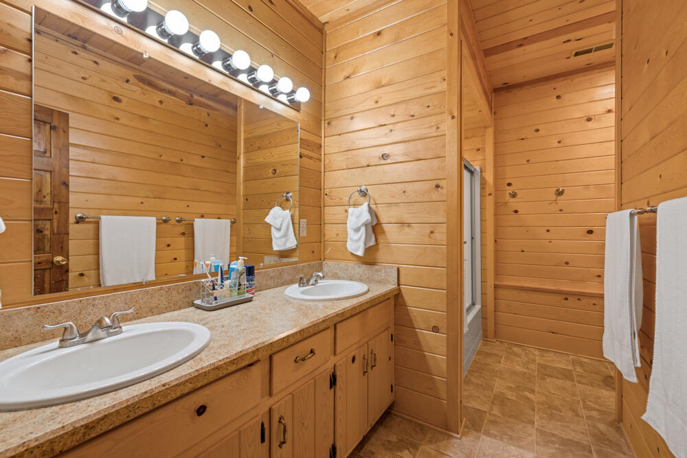 Moyina - Residential