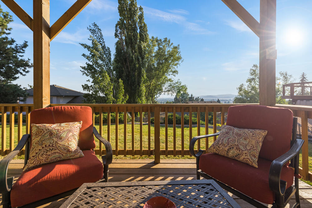 Moyina - Residential