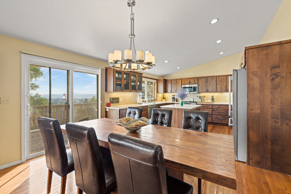 Moyina - Residential