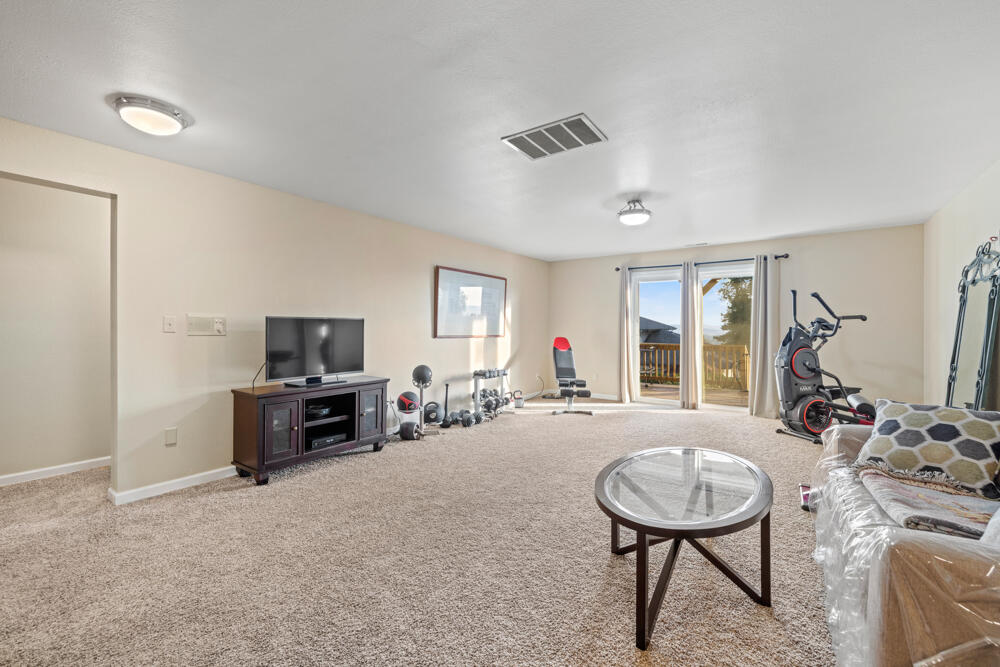 Moyina - Residential