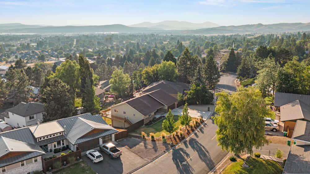 Moyina - Residential