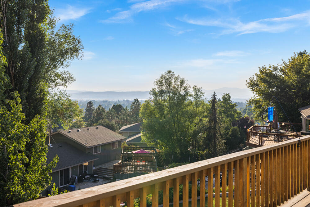 Moyina - Residential