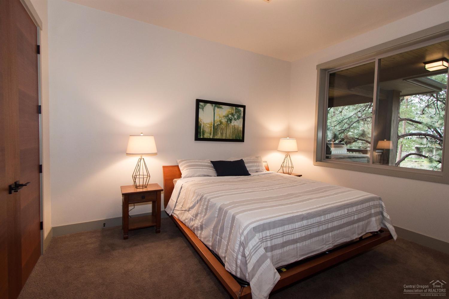 Skyliner Summit - Residential