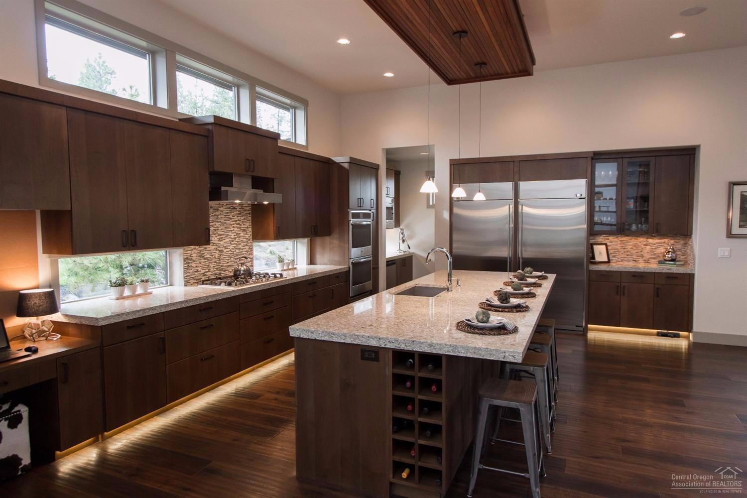 Skyliner Summit - Residential