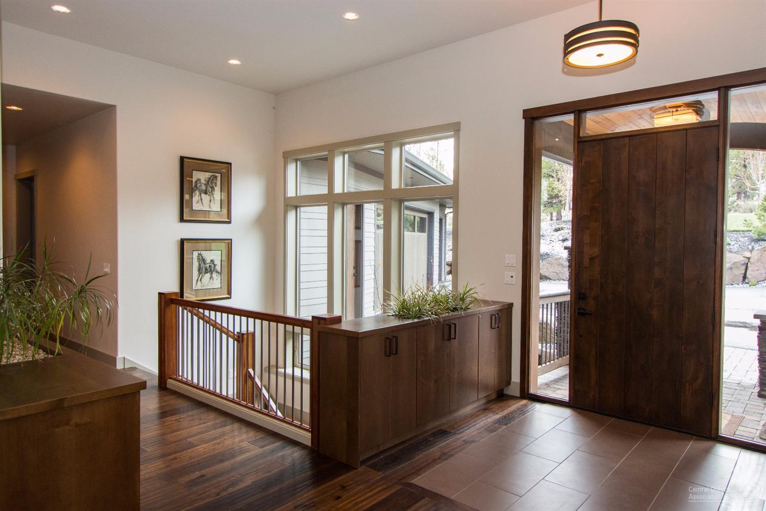 Skyliner Summit - Residential