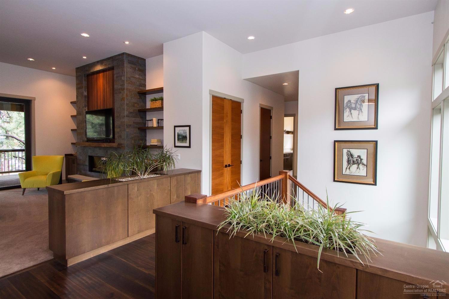 Skyliner Summit - Residential