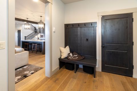 Tiny photo for 17391 SW Chaparral Drive, Powell Butte, OR 97753 (MLS # 220212377)