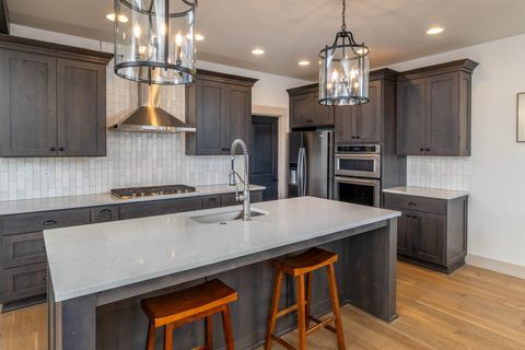 Tiny photo for 17391 SW Chaparral Drive, Powell Butte, OR 97753 (MLS # 220212377)