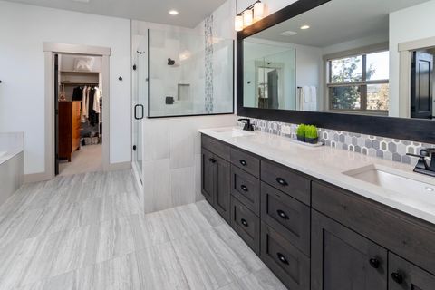 Tiny photo for 17391 SW Chaparral Drive, Powell Butte, OR 97753 (MLS # 220212377)