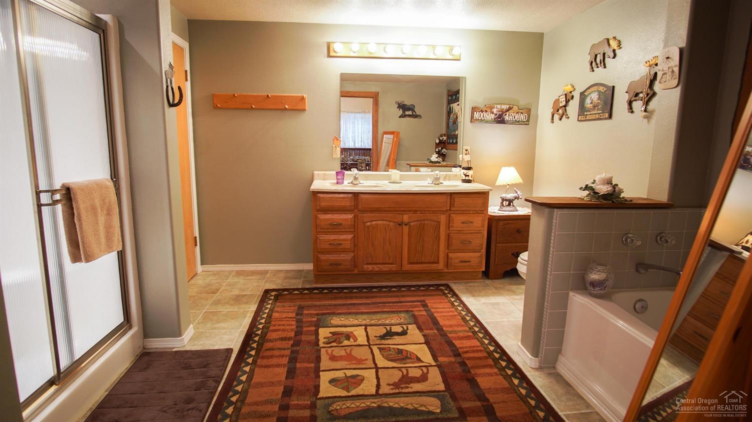 Sisters View Estate - Residential