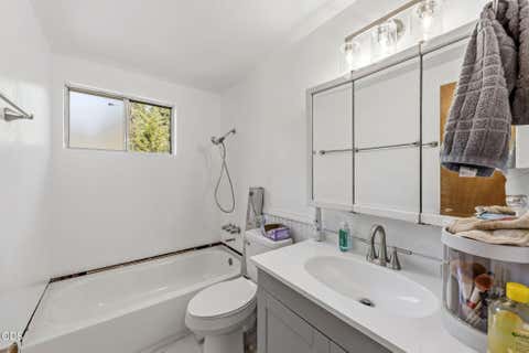 Tiny photo for 965 Laurel Avenue, Butte Falls, OR 97522 (MLS # 220226967)