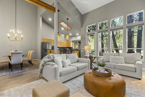 60454 Elkai Woods Drive Bend OR 97702