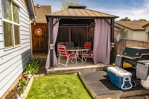 Tiny photo for 540 S Main Street, Prineville, OR 97754 (MLS # 220219890)