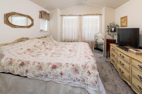 Tiny photo for 540 S Main Street, Prineville, OR 97754 (MLS # 220219890)
