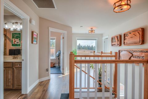 Tiny photo for 16732 Contorta Place, La Pine, OR 97739 (MLS # 220215014)