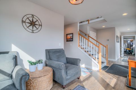 Tiny photo for 16732 Contorta Place, La Pine, OR 97739 (MLS # 220215014)