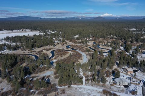 Tiny photo for 16732 Contorta Place, La Pine, OR 97739 (MLS # 220215014)