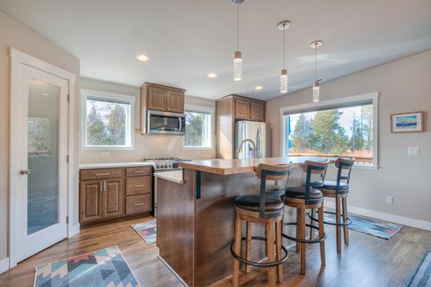 Tiny photo for 16732 Contorta Place, La Pine, OR 97739 (MLS # 220215014)