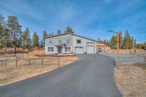 Tiny photo for 16732 Contorta Place, La Pine, OR 97739 (MLS # 220215014)