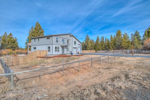 Tiny photo for 16732 Contorta Place, La Pine, OR 97739 (MLS # 220215014)