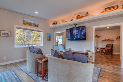 Tiny photo for 16732 Contorta Place, La Pine, OR 97739 (MLS # 220215014)