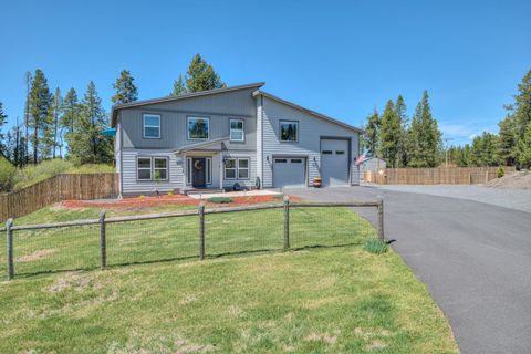 Photo of 16732 Contorta Place, La Pine, OR 97739 (MLS # 220215014)