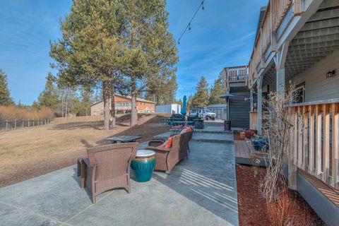 Tiny photo for 16732 Contorta Place, La Pine, OR 97739 (MLS # 220215014)
