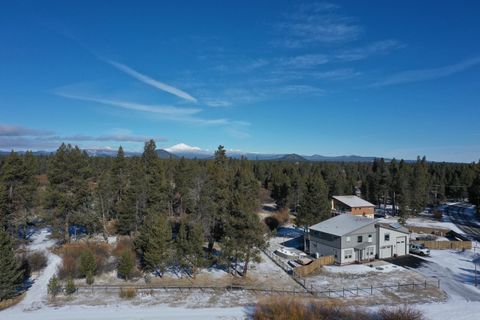 Tiny photo for 16732 Contorta Place, La Pine, OR 97739 (MLS # 220215014)