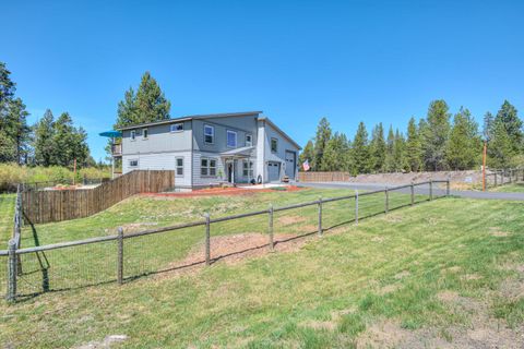 Tiny photo for 16732 Contorta Place, La Pine, OR 97739 (MLS # 220215014)