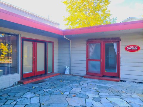 Tiny photo for 511 NW Woodson Drive, Grants Pass, OR 97526 (MLS # 220211867)