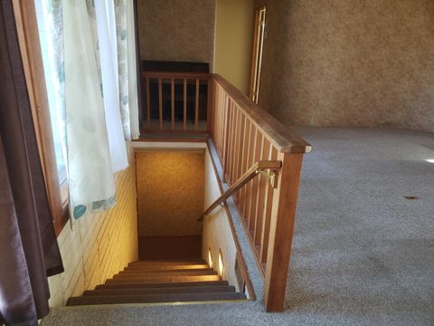 Tiny photo for 511 NW Woodson Drive, Grants Pass, OR 97526 (MLS # 220211867)