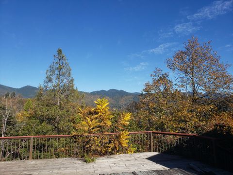 Tiny photo for 511 NW Woodson Drive, Grants Pass, OR 97526 (MLS # 220211867)