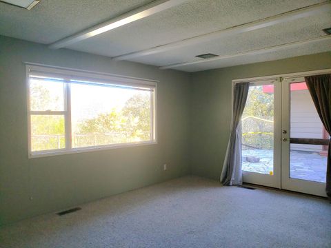 Tiny photo for 511 NW Woodson Drive, Grants Pass, OR 97526 (MLS # 220211867)