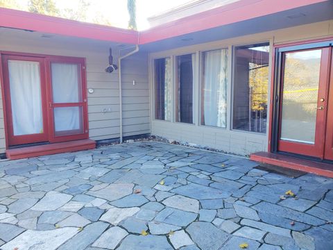 Tiny photo for 511 NW Woodson Drive, Grants Pass, OR 97526 (MLS # 220211867)