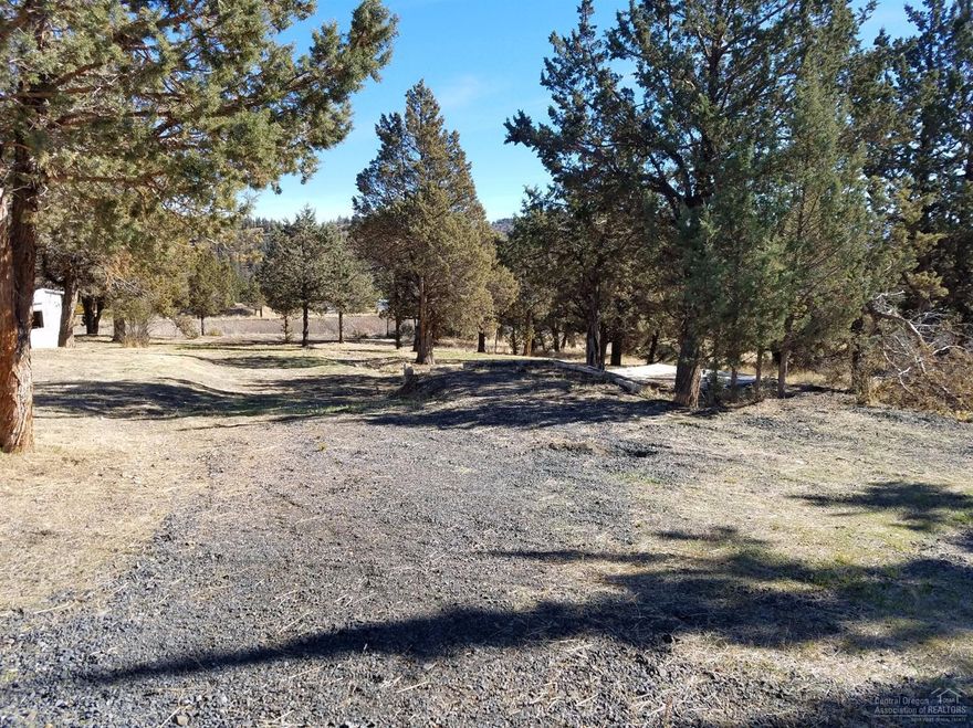 Nice .5 acre parcel just minutes from Prineville Reservoir, state park and marina. Property is in Idleway Subdivision and has a community water system. Power is on the property and an older septic system has been installed per county records. There is also a store/restaurant/cafe all with this subdivision. A great place to be out of town yet in a convenient community. Call for additional information.