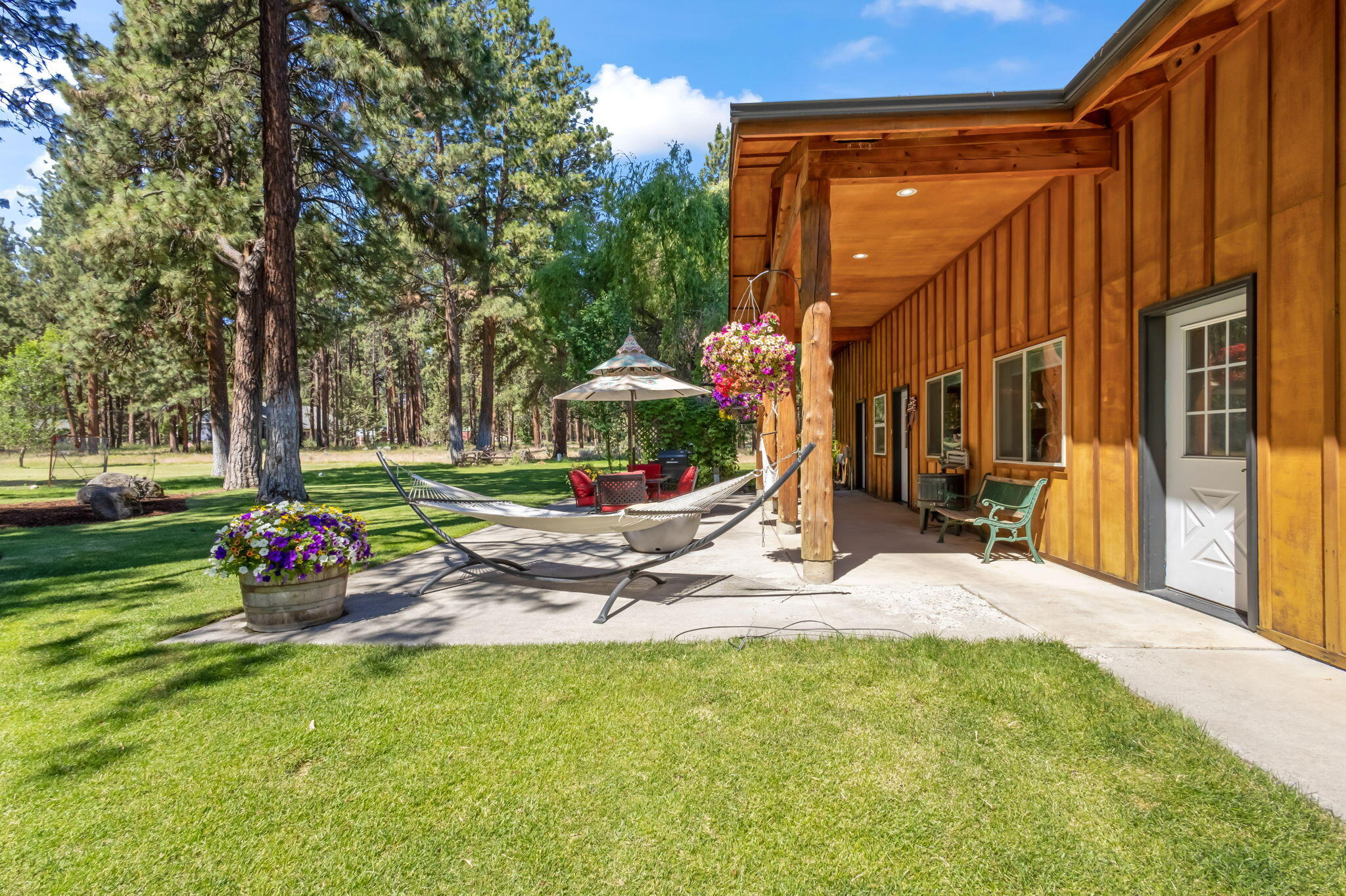 16158 Highway 126