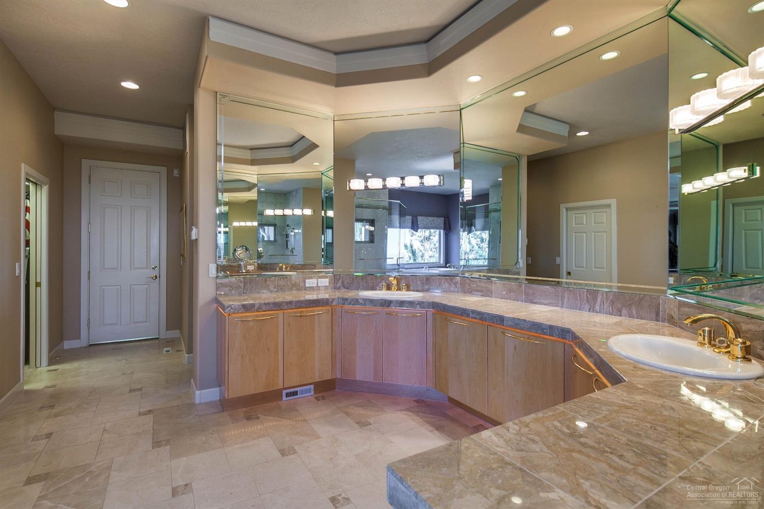 Awbrey Butte - Residential