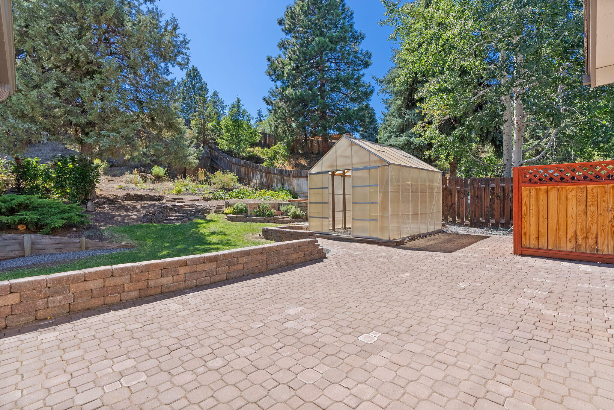 Meerkat Meadows - Residential