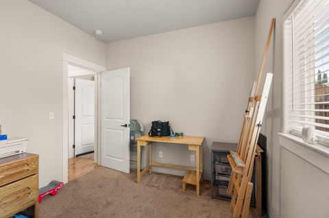 Tiny photo for 1350 Swayze Lane, Medford, OR 97501 (MLS # 220219564)