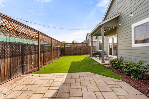 Tiny photo for 1350 Swayze Lane, Medford, OR 97501 (MLS # 220219564)